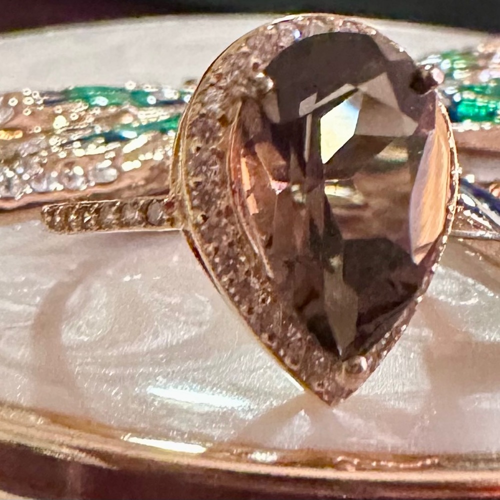 Genuine 3.28 carats Smoky Quartz ring in rose gold with genuine white sapphires - Picture 3 of 7